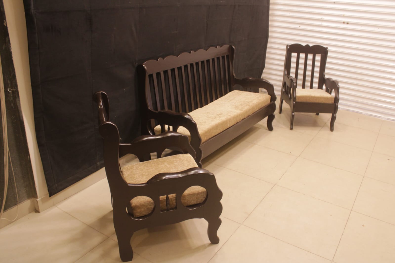 4 Seater Sofa 1 312728228 5936495743027190 949953020928991195 n